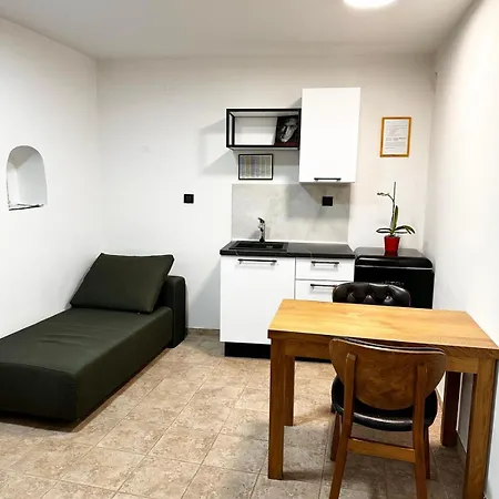Kokolo Apartament Szybenik